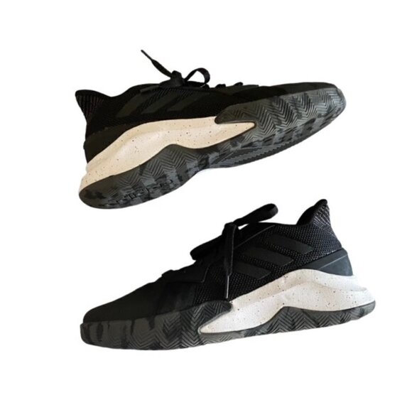 Adidas Run The Game Basketball Sneaker 8 - Picture 3 of 6